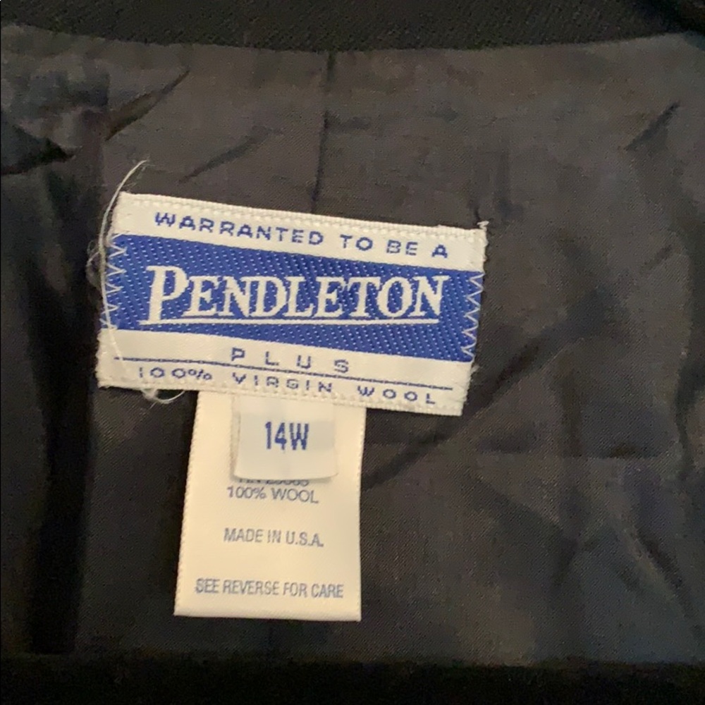 Pendleton blazer - Picture 2 of 5